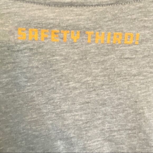 🔥Fully Vested Motor Club T-shirt. - Picture 5 of 9